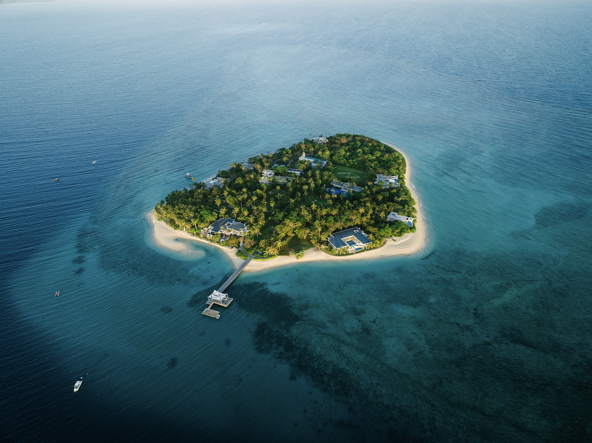 Banwa Private Island Aerial (landscape) (1)